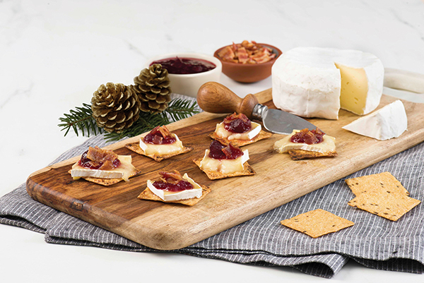 Bacon, Baked Brie and Cranberry Holiday Melts