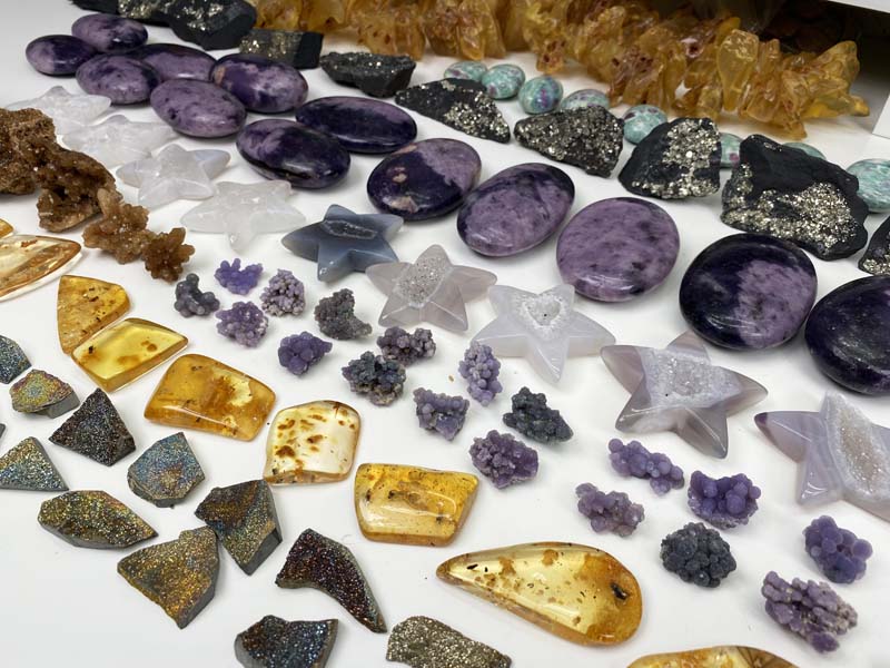 Benefits of Buying Crystals Online - California Pretty Fashion Magazine (3)