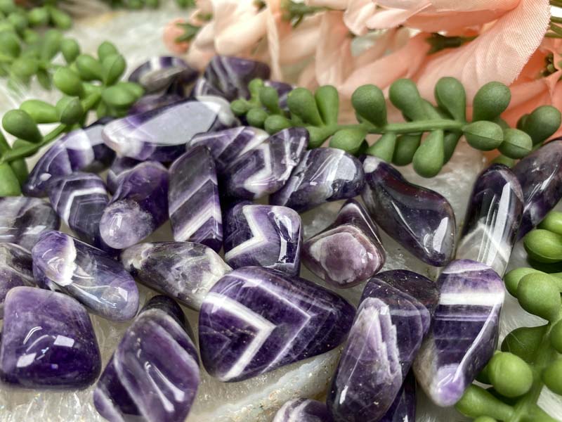 Benefits of Buying Crystals Online - California Pretty Fashion Magazine (4)